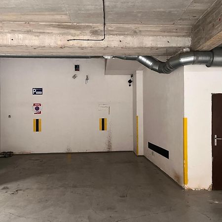 City Centre Garden Apartment With Parking 布拉格 外观 照片